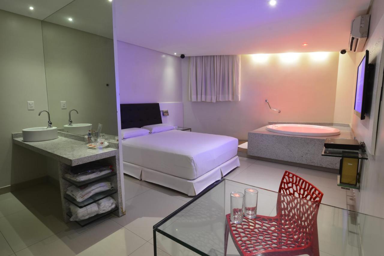 Eros Hotel - Adult Only ريسيفي المظهر الخارجي الصورة