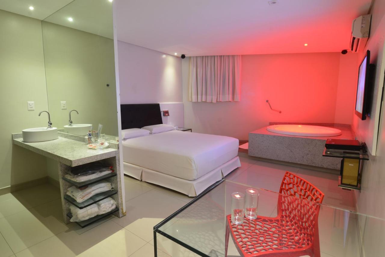 Eros Hotel - Adult Only ريسيفي المظهر الخارجي الصورة